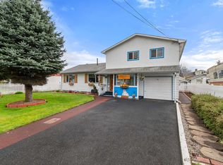 46186 Gore Ave, Chilliwack, BC V2P1Z7