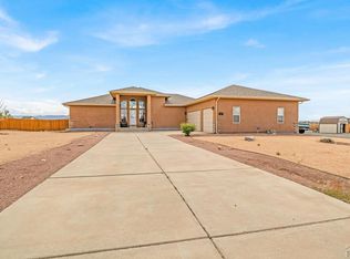 877 S Avenida Del Oro W, Pueblo West, CO 81007