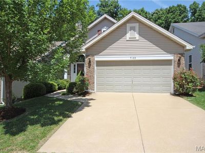 7163 Tournament Dr, Saint Louis, MO, 63129