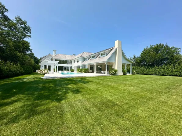 827 Head Of Pond Rd, Water Mill, NY 11976
