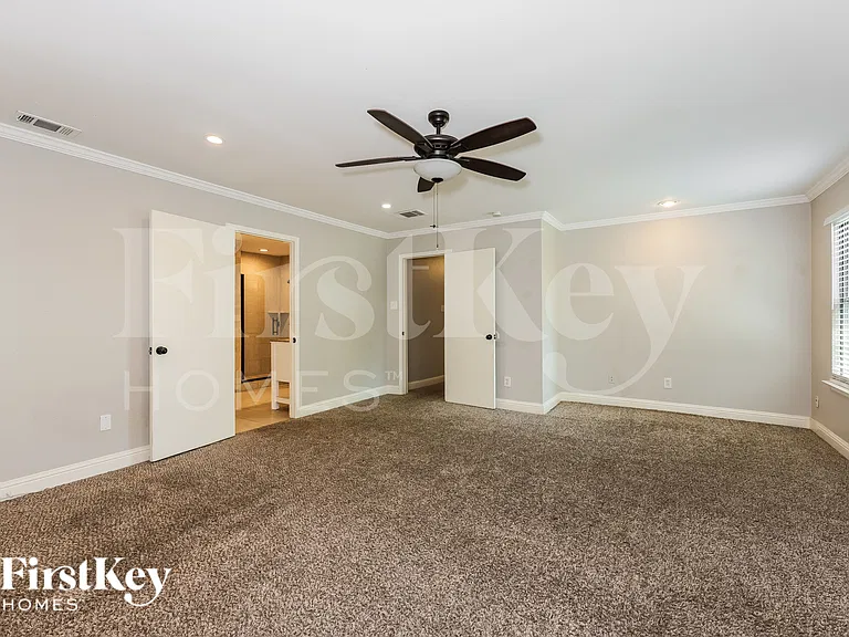 213 Ripplewood Dr — Photo 9