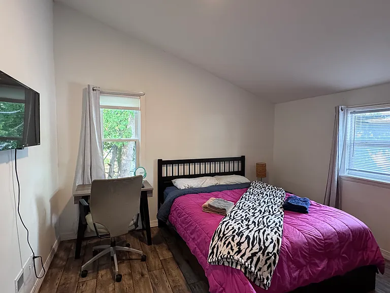 14 Lombard Ct — Photo 2