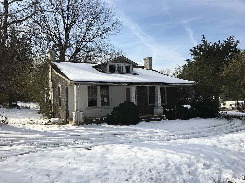 2nd image of 454 Providence Rd