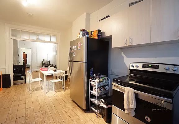 3rd image of 70 St Nicholas Ave APT 2L