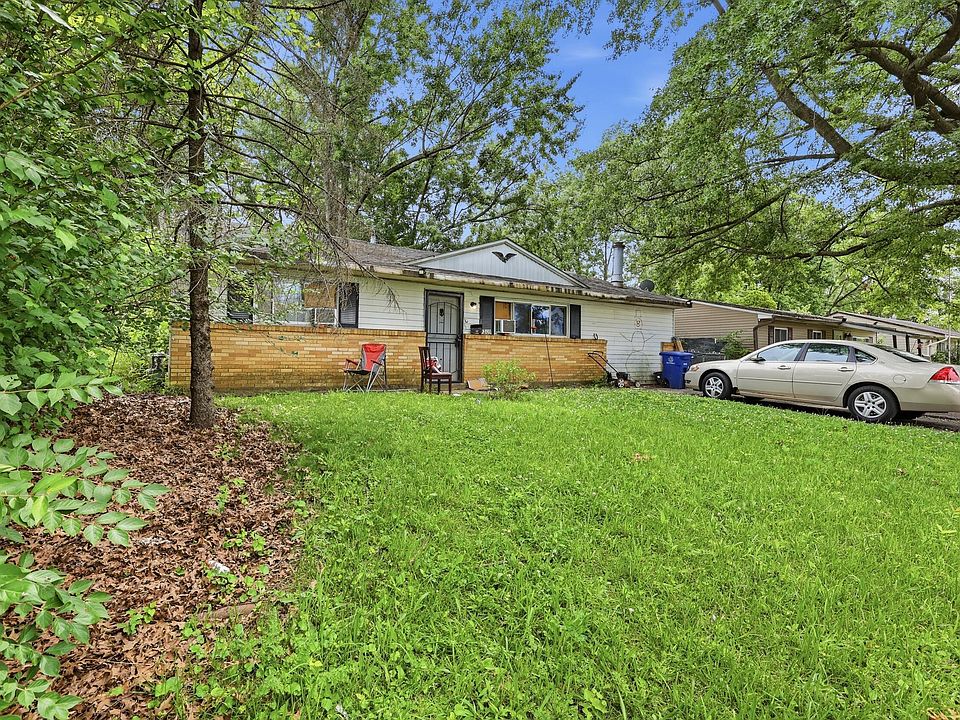 2nd image of 5209 Mapleridge Dr