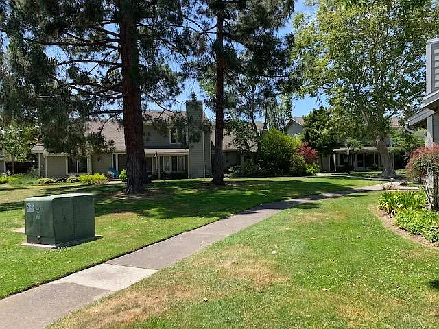 367 Catamaran St — Photo 13