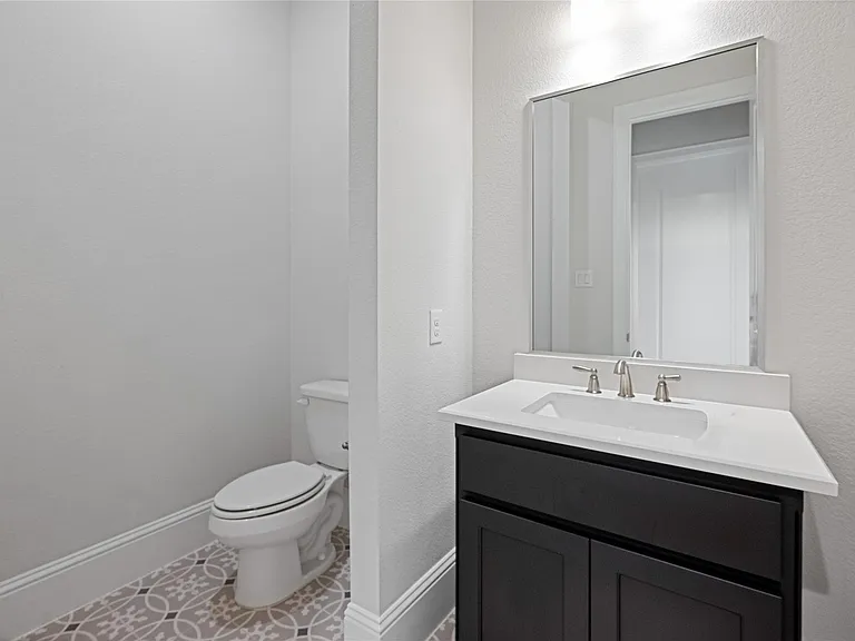 622 Platinum Stone Ln — Photo 33