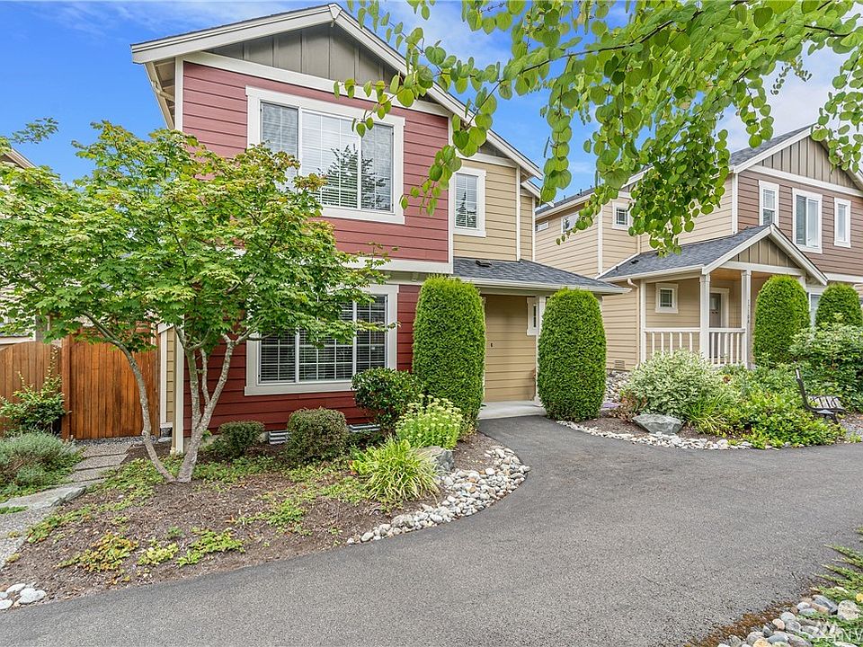 1st image of 1718 156th Pl SW #B