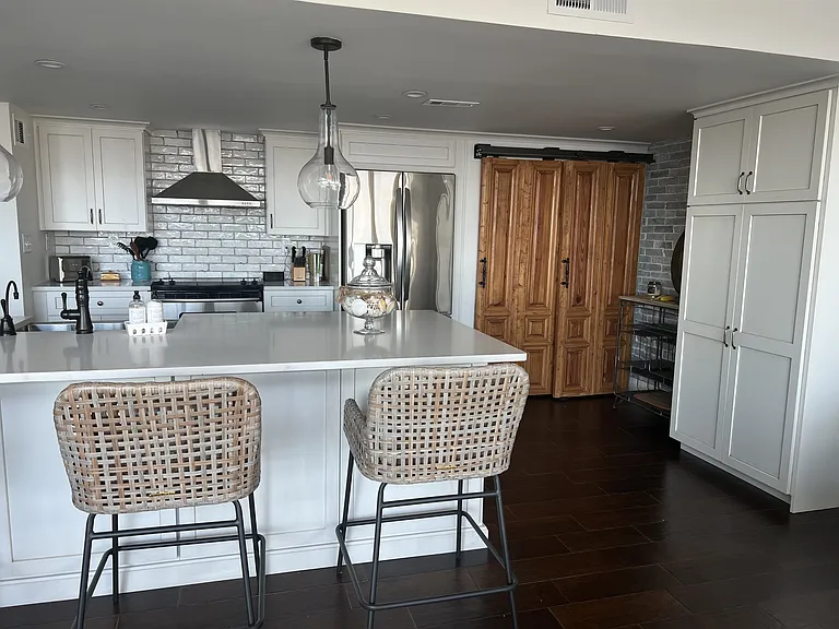 111 Grandview Ave #702 — Photo 8