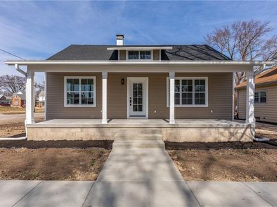 202 E Monroe St, Sullivan, IL, 61951