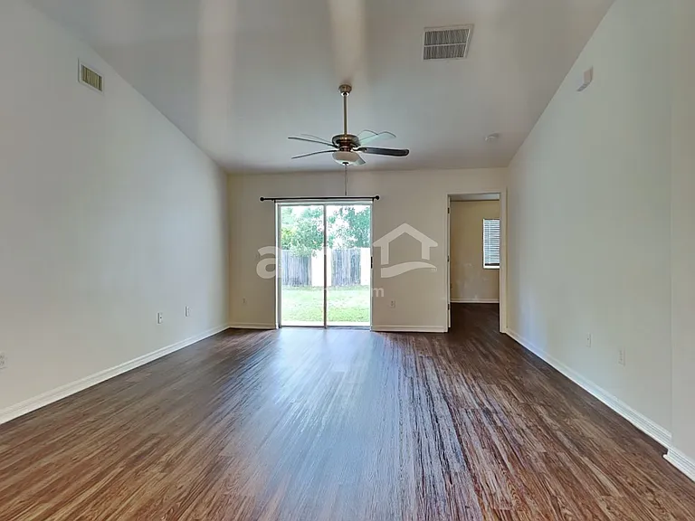 30547 Midtown Ct — Photo 5