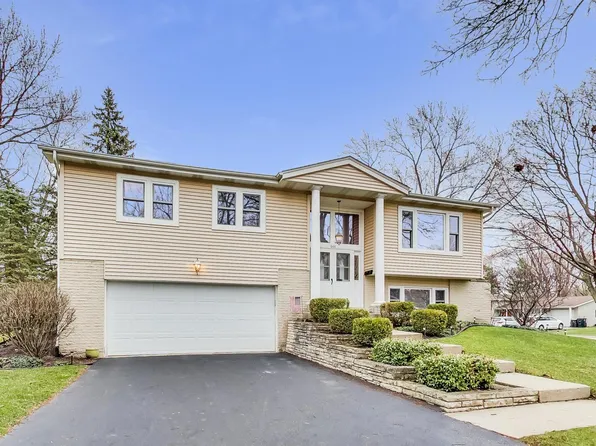 644 S Dymond Rd, Libertyville, IL 60048