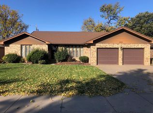 2221 Cleveland St, Great Bend, KS 67530