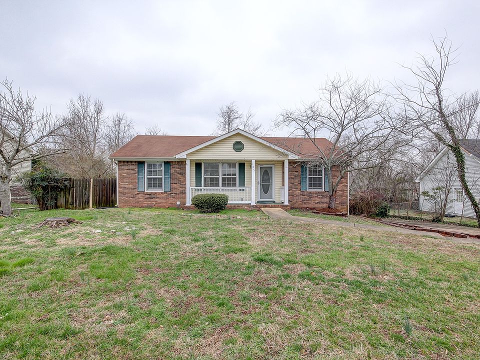 1st image of 105 Whitehall Dr
