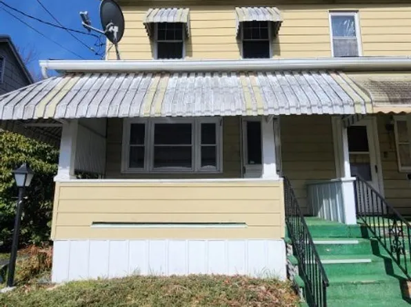 70 Dean St, Beaver Meadows, PA 18216