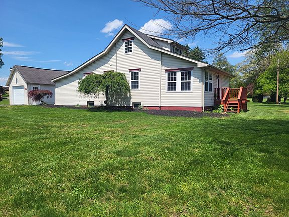 3rd image of 104 Sparks Ave