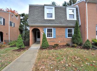 8356 Glastonbury Ct, Annandale, VA 22003