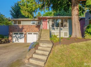 13338 28th Ave NE, Seattle, WA 98125