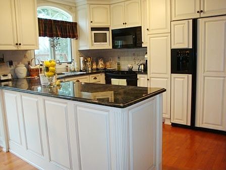 Kitchen - Granite Countertops