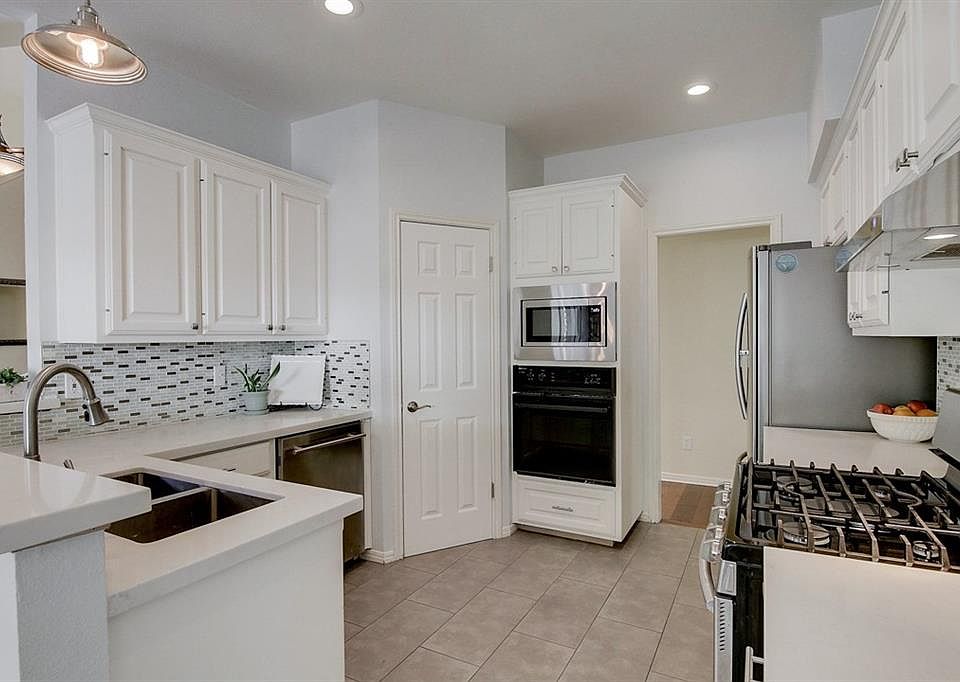 1st image of 4009 Love Bird Ln