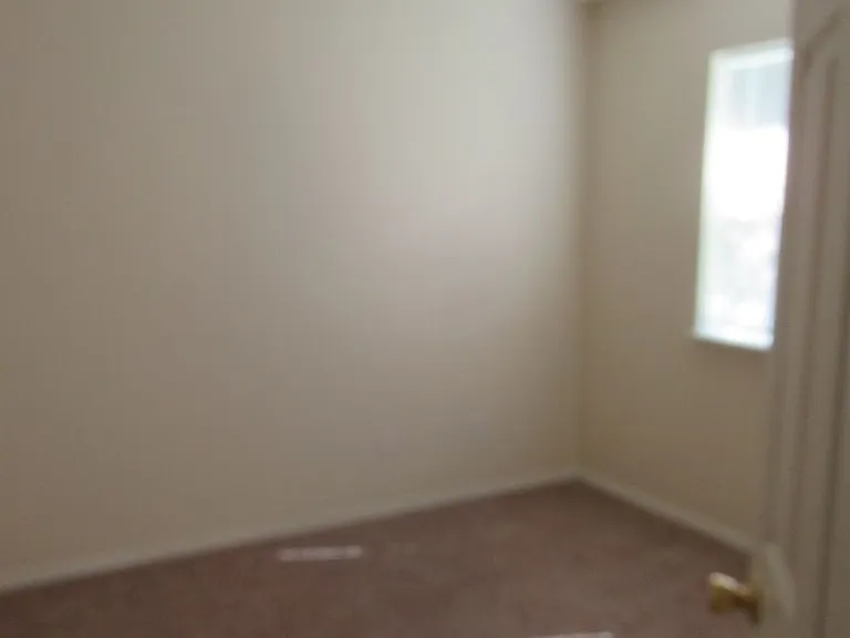 3961 W Laurel Ave — Photo 5