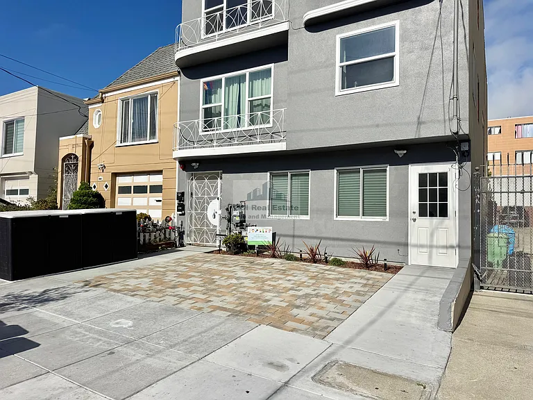 1784 39th Ave #1784 — Photo 25