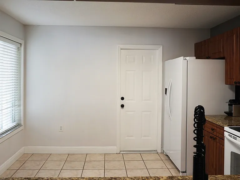 7424 SW 162nd Pl — Photo 6