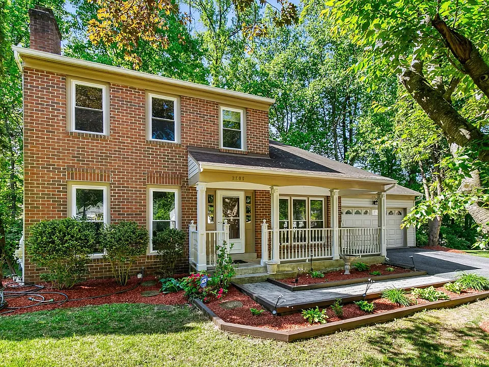 2205 Blue Valley Dr