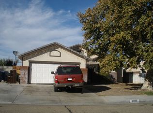 3025 Kaylyn St, Lancaster, CA 93535