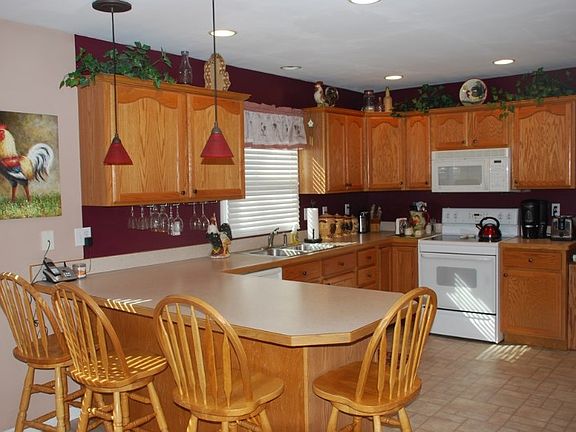 5th image of 2883 Churchill Ln