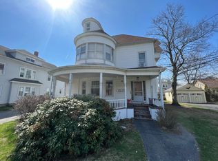 1825 Northampton St #1, Holyoke, MA 01040