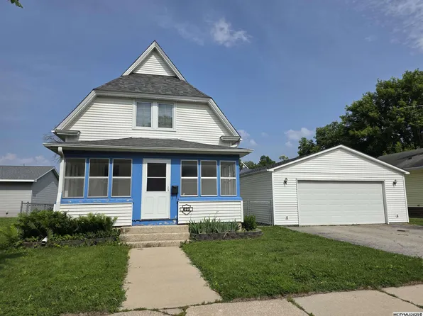 623 S President Ave, Mason City, IA 50401