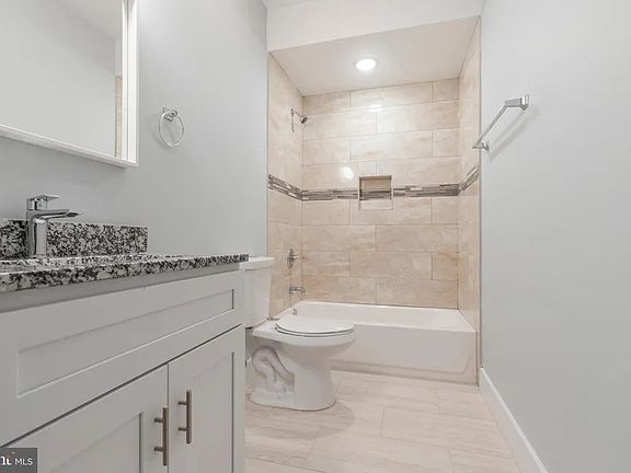 5th image of 818 N 16th St #1