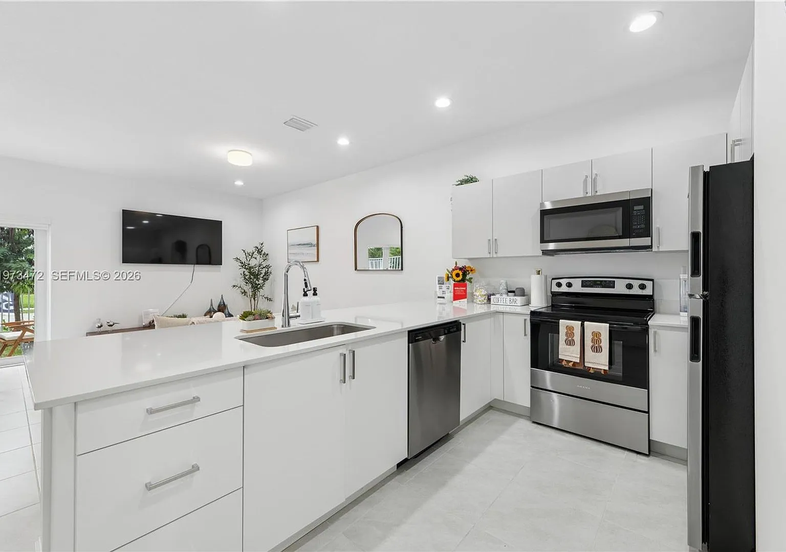 355 NW 30 Terrace 0601, Pompano Beach, FL 33069 — Photo 1