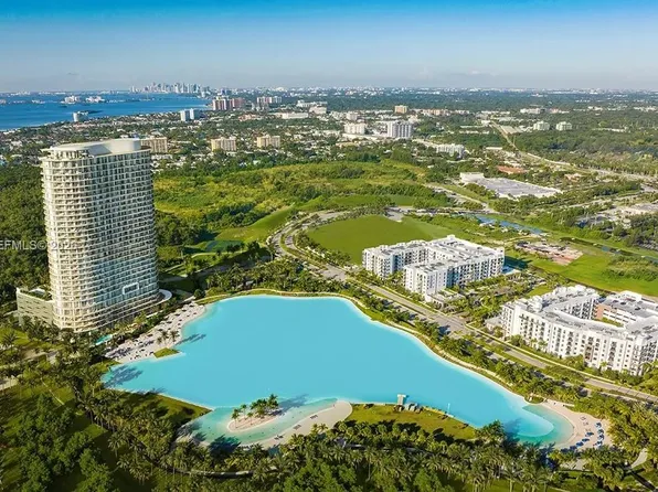 2411 Laguna Cir, North Miami, FL