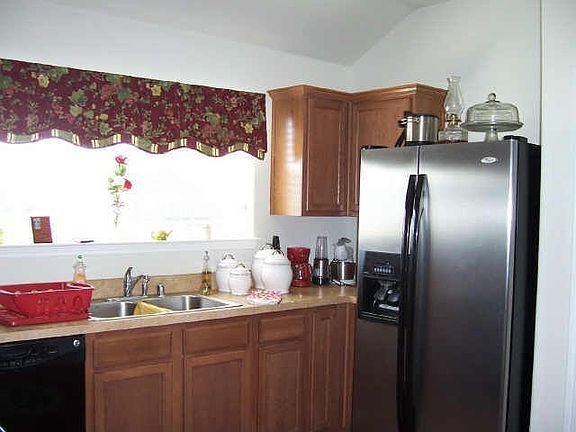 3rd image of 3678 Laurel Crossing Dr