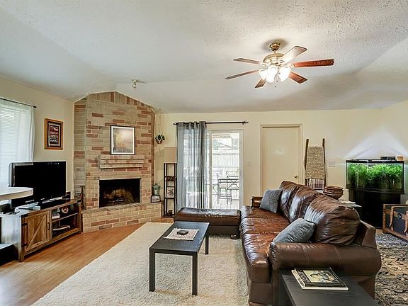 2nd image of 10507 Autumn Harvest Dr