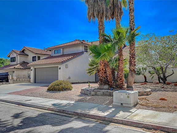 2nd image of 4773 Sarazen Cir