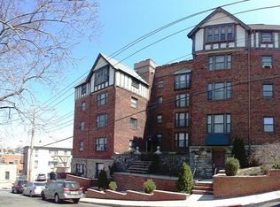 34 Westview Ave APT 4E, Tuckahoe, NY 10707