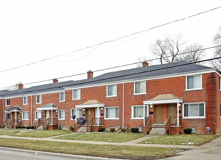 94 Martin Luther King Jr Blvd S — Photo 8
