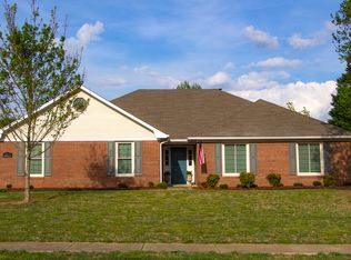 124 Hotts Ln, Madison, AL 35757