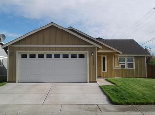 20088 Mount Hope Ln, Bend, OR 97702