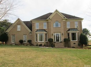 3 Morningside Dr, Granite Falls, NC 28630