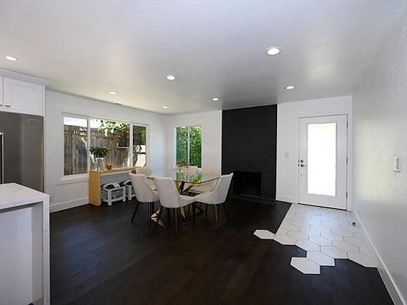 4th image of 311 Bromley Cross Dr