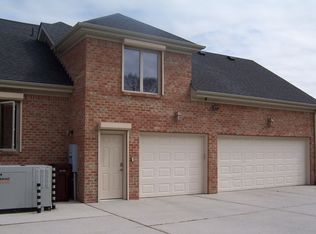 2144 Hickory Forest Dr, Chesapeake, VA 23322