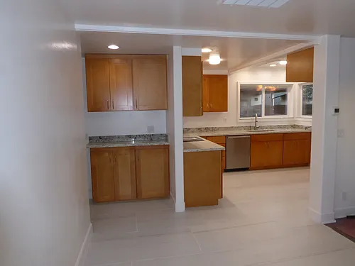 307 Oxford Way Photo 1
