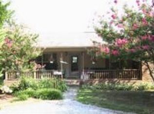 1265 Gaby Hills Dr, Dandridge, TN 37725