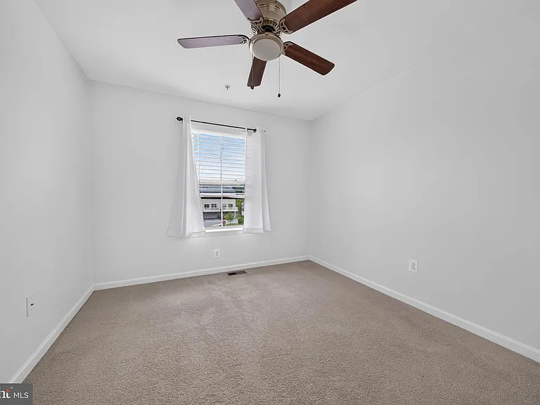 7906 Marietta Dr — Photo 24