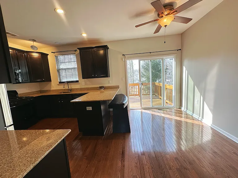 237 Chickadee Ct — Photo 8