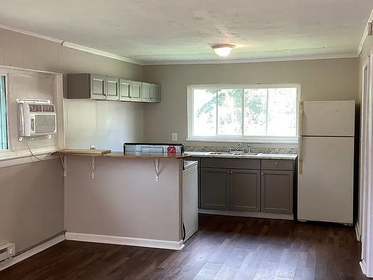 5540 Clemons Rd — Photo 6